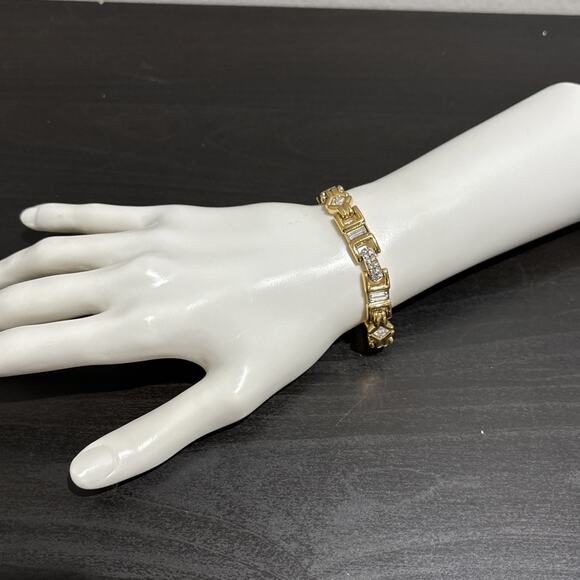 Signed Swarovski Goldtone Bracelet w/Baguette, Square, & Pave Crystals 7.75” - Picture 1 of 8